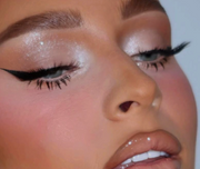 Lauris Couture Liquid Eye Liner