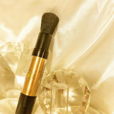 Lauris Couture Glow Brush